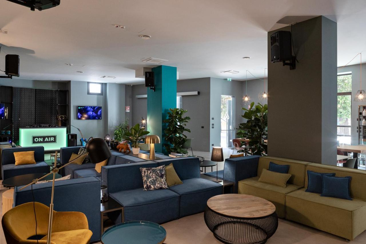 Arryvo Hotel Лече Екстериор снимка